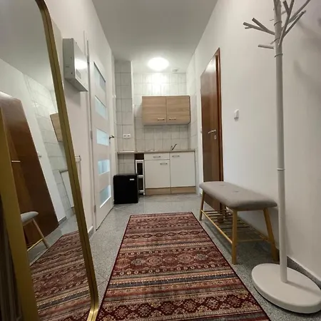 Booklovers Close To Center Lejlighed *